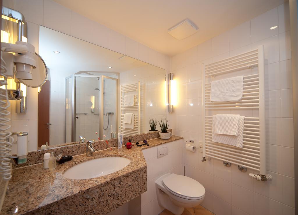 Hotel Mehl Ноймаркт  Экстерьер фото